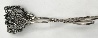 Auktion 363<br>schwere Silber-830- Kuchenzange, L-16,5 cm, 74 gr [1]