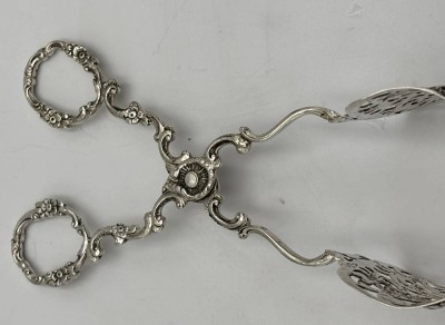 Auktion 363<br>gr. Kuchenzange, Silber-800-, 