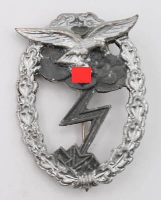 Auktion 363<br>Erdkampfabzeichen der Luftwaffe 2-WK. [1]