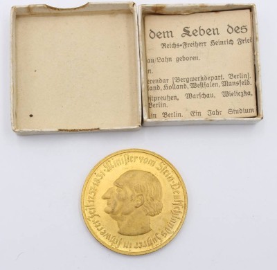 Auktion 363<br>Notgeld 10.000 Mark, Provinz Westfalen, Freiherr von Stein, 1923, vergoldet in Schachtel mit beschreibung [1]