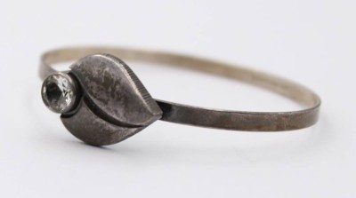 Auktion 363<br>925er Armreif, Finnland, 8,7gr., klare Stein, ca. D-5,5cm [1]