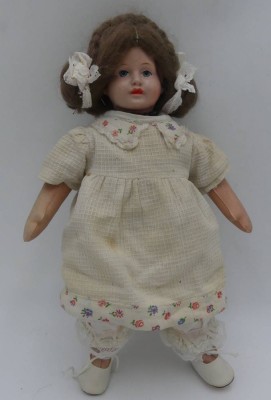 Auktion 363<br>Brustblattkopfpuppe 