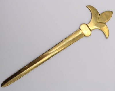 Auktion 363<br>Brieföffner, franz. Lilie, Messing, L-25,3cm [1]