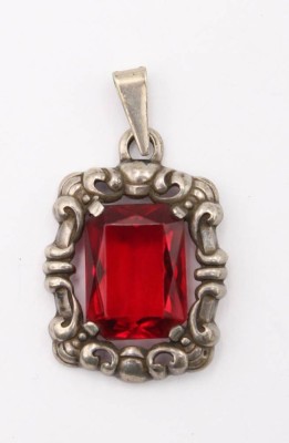 Auktion 363<br>835er Art-Déco Anhänger, roter Stein, ca. 4,5gr., L-3cm [1]