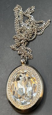 Auktion 363<br>Silber-925-Halskette (L-ca. 60 cm) mit gr. Anhänger (3x2,5 cm)  