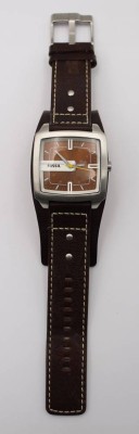 Auktion 363<br>Herren-Armbanduhr, Fossil, Quarz, läuft, Lederband, ca. 4,2 x 4cm [1]