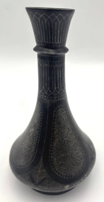Auktion 363<br>Antike Mughal Bidri Silber eingelegte  Metall-Vase , H-15 cm, Gebrauchsspuren [1]