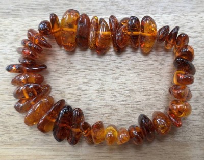 Auktion 363<br>Bernstein Zugarmband, braun, 18,8 gr [1]