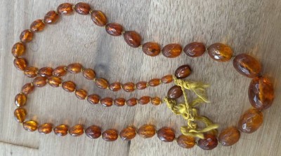 Auktion 363<br>facettierte Bernstein-Kette, verlaufend, ohne Schliesse, L-59 cm, ca. 19 gr [1]