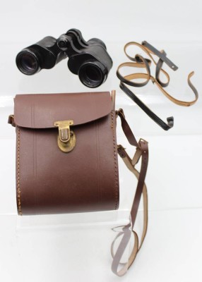 Auktion 363<br>älteres Fernglas 