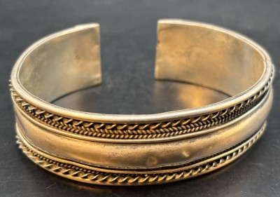 Auktion 363<br>Silber-925- Armspange, kleine Dellen, 31,4 gr [1]