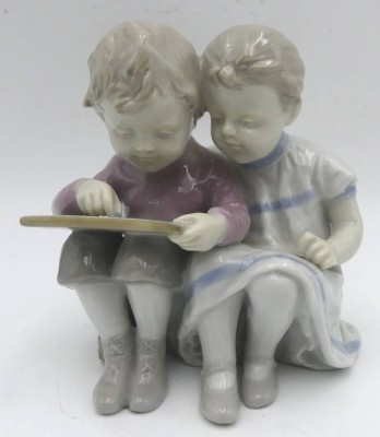 Auktion 363<br>lesendes Kinderpaar 