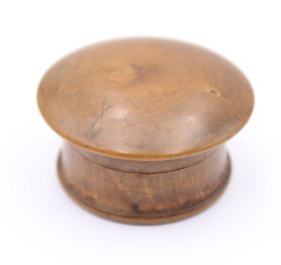 Auktion 363<br>kl. Reliquien-Dose, Niederlande, ca. H-2cm Deckel D-4cm [1]