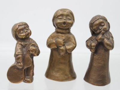 Auktion 363<br>3x div. kl.Bronze-Figuren, Sakrale Kunst Spitmann, ca. H-11cm [1]