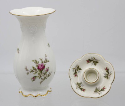 Auktion 363<br>Vase und Leuchter, Rosenthal, Moosrose, ca. H-14,8cm u. H-3cm [1]