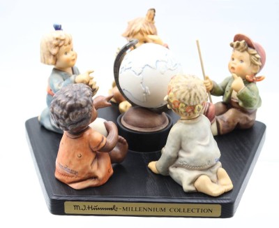 Auktion 363<br>Goebel, Millenium-Edfition, Rund um die Welt, 7tlg., ca. H-12cm D-23cm [1]