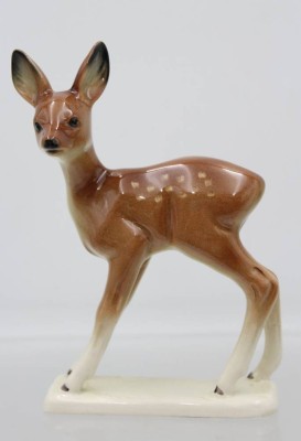 Auktion 363<br>Reh, wohl Cortendorf, nur Nr., Unterglasurfarben, ca. H-14,2cm [1]