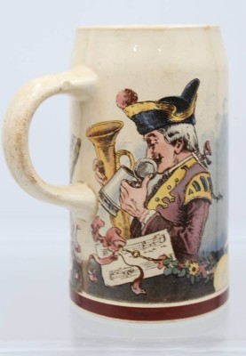Auktion 363<br>Krug um 1900, umlaufend Musiker in Uniformen, Modelnr. 993, H-16cm [1]