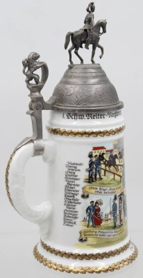 Auktion 363<br>Porzellan Reservistenkrug 