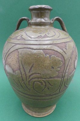 Auktion 363<br>Terrakotta Vase, China, teilglasiert, H-23 cm, Altersspuren [1]
