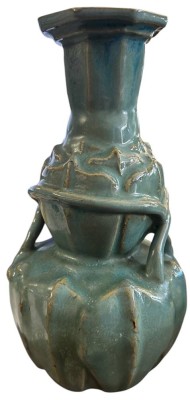 Auktion 363<br>Kunstkeramik-Vase, wohl China? H-20 cm [1]