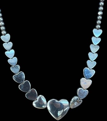 Auktion 364<br>Collier aus Hämatid/Blutstein mit Silberschliesse-925-, L-ca. 42 cm, 31,4 gr [1]