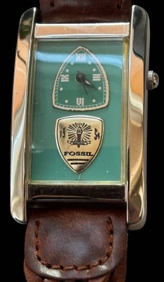 Auktion 364<br>Armbanduhr Fossil in Stahl AG-5611, Unisex, Quartzwerk läuft, braunes geflochtenes Lederband, guter Zustand [1]
