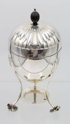 Auktion 364<br>viktor. Eierwärmer  (Egg Colder),  Mappin&Webb, London und Sheffield, princes'plate, H-23 cm, gut erhalten, [1]