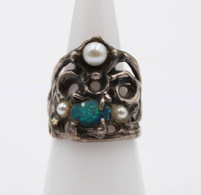 Auktion 364<br>Silber-Ring, Perlchen und Opal, getragene Erhaltung, 6,9gr., RG 49 [1]