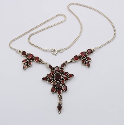 Auktion 364<br>Granatcollier aus 925 Silber . [1]