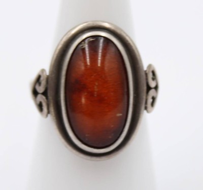 Auktion 364<br>800er Silber-Ring mit Bernstein-Cabochon, 8gr., RG 56 [1]