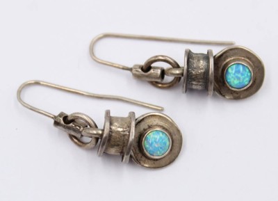 Auktion 364<br>925er Silber-Ohrhänger, mit Opalen, 4,7gr., L-3cm [1]