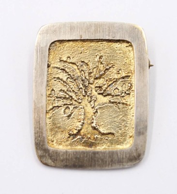 Auktion 364<br>Brosche, 800er Silber vergoldet, Lebensbaum, 6,4gr., 3 x 2,5cm [1]