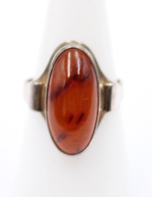 Auktion 364<br>925er Silber-Ring mit Bernstein, 3,9gr., RG 55 [1]