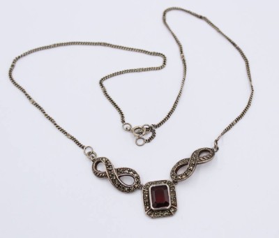 Auktion 364<br>schönes 925er Silber-Collier, Markasiten und Granat, 8,8gr., L-40cm [1]