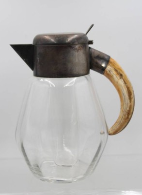 Auktion 364<br>sogen. Kalte Ente, um 1920/30, kompl., Griff aus Wildschwein-Hauer, ca. H-28,5cm [1]
