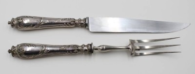 Auktion 364<br>Tranchierbesteck, 800er Silbergriffe, älter, ca. L-33cm [1]
