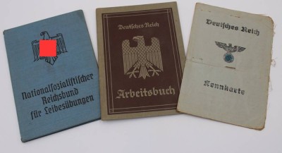 Auktion 364<br>3x Dokumente, 3. Reich, Kennkarte, Arbeitsbuch, NS-Reichsbund für Leibesübungen [1]