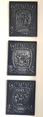 Auktion 364<br>3 Eisenplatten im Jugendstil, Morgen-Mittag-Abend betitelt [1]