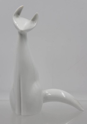 Auktion 364<br>modern gestaltete Figur eines Fuchses, Entw. Jaroslav Jezek, Weißporzellan, ungemarkt, ca. H-20cm [1]