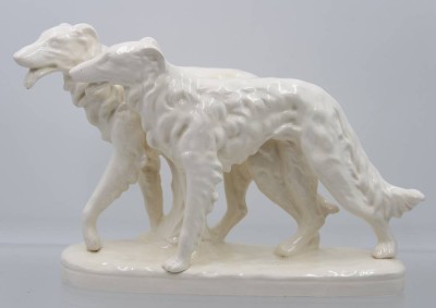 Auktion 364<br>Figurengruppe, Sitzendorf, Barsoi, ca. H-19,5cm L-32cm [1]