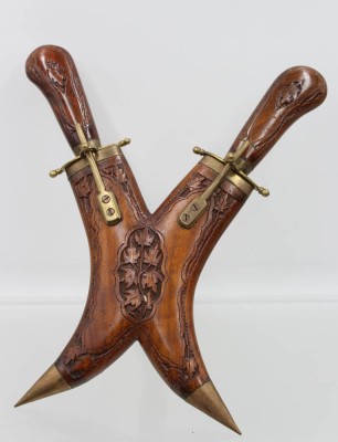 Auktion 364<br>Tranchierbesteck, Indien, Holz fein beschnitzt, wohl um 1960, ca. L-24,5cm [1]