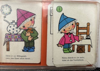 Auktion 364<br>Sandmännchen Kartenspiel DDR 1965 Kinderfernsehen, in Kuststoff-Display, Vollständigkeit nicht geprüft [1]