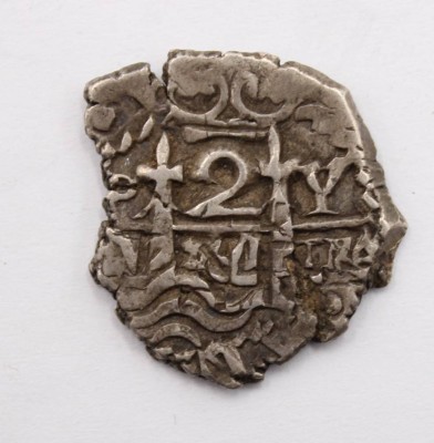 Auktion 364<br>Bolivien 2 Reales, 1726 (1725 - 1727) Silber geprüft, 5,3 gr., ca2x2,4 cm [1]