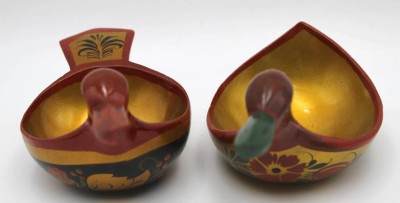 Auktion 364<br>2x russ. Anbietschalen, Lackarbeit in Entenform, L-max. 15 cm [1]