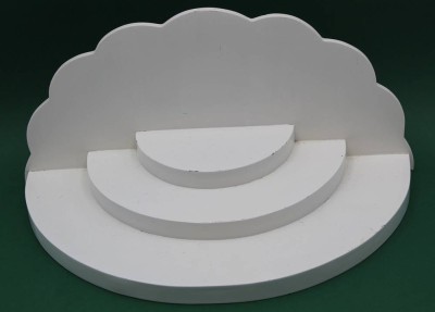Auktion 364<br>Erzgebirge Musikengel Podest, weiss, mit Rückwand, H-18 cm, 36x17 cm [1]