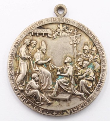 Auktion 364<br>Vatikan Personenmedaille . Pius X. 1903-1914, versilbert, D-4,4 cm,  ca. 38,4 gr., 1913 [1]
