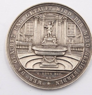 Auktion 364<br>Silbermedaille von H.Lorenz mit christlichen Motiven, Taufmedaille, D-3,1 cm, 17,7 gr [1]