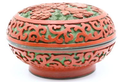 Auktion 364<br>Vintage chin. Rotlack Deckeldose, H-6cm, B-10cm [1]