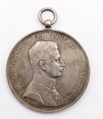 Auktion 364<br>Österreich K.u.K. Monarchie Silberne Tapferkeitsmedaille Kaiser Karl Medaille [1]
